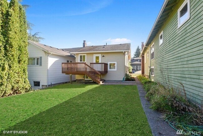 Building Photo - 3 br, 2 bath House - 544 N 67th St