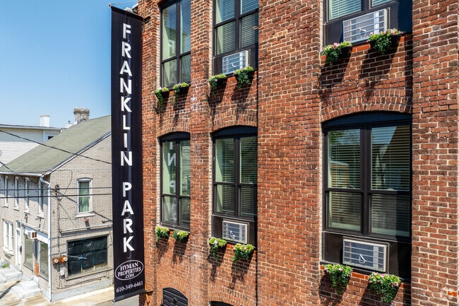Foto del edificio - Franklin Park