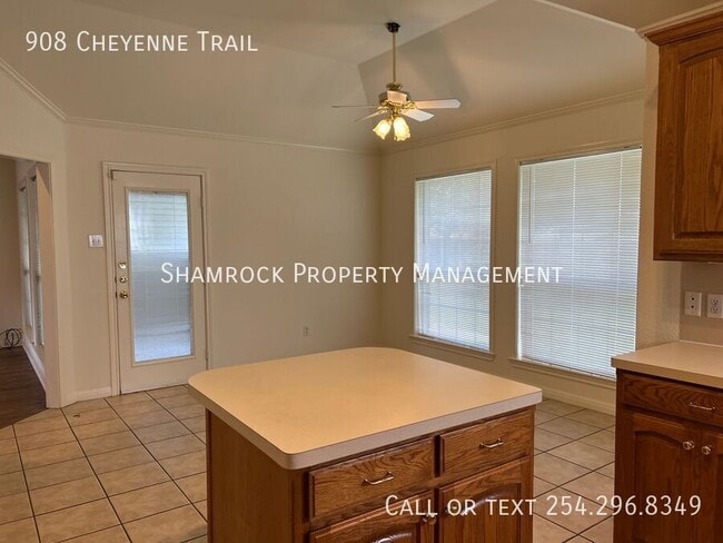 Building Photo - 4 Bedroom near Castleman Creek Elementary
