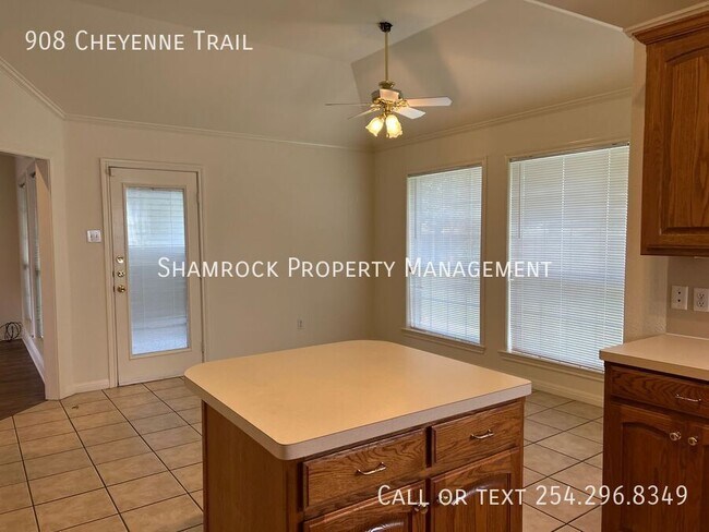 Foto del edificio - 4 Bedroom near Castleman Creek Elementary