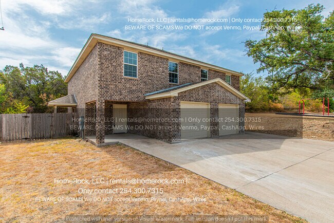 Foto del edificio - 3 Bedroom 2.5 Bath Available SOON!