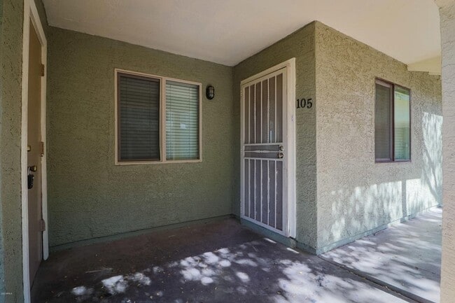 Building Photo - 2/2 condo in the heart of Sunnyslope