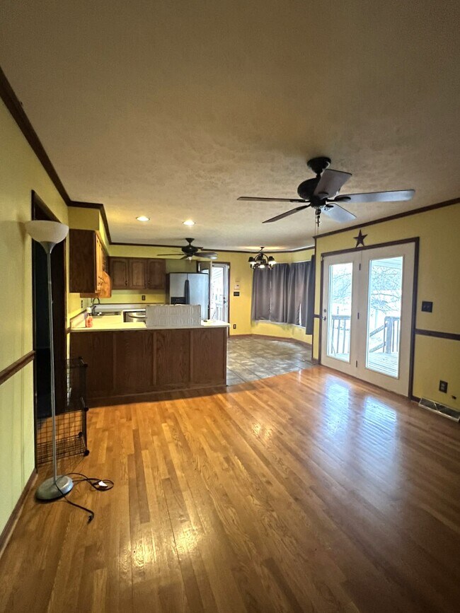 Foto del edificio - 1820 Perry Crossing Rd