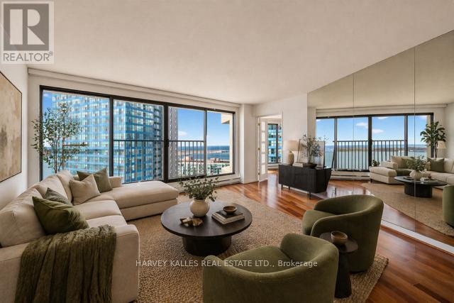 Building Photo - 55 Harbour Square