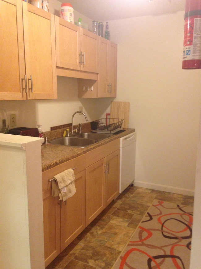 Photo - 37 S Williams St Townhome
