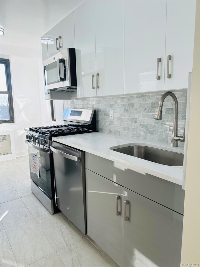 Foto del edificio - 3103 Fairfield Ave