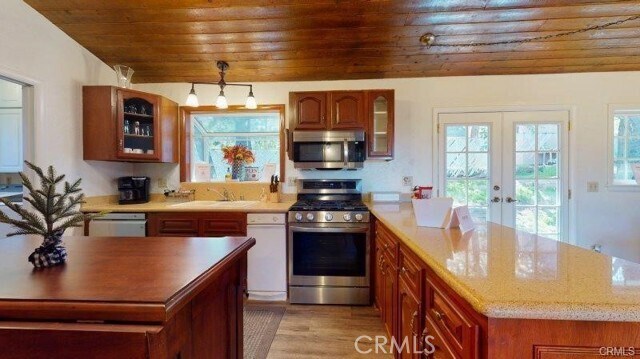 Foto del edificio - 621 Arth Dr