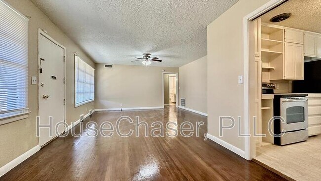 Foto del edificio - 3411 39th St