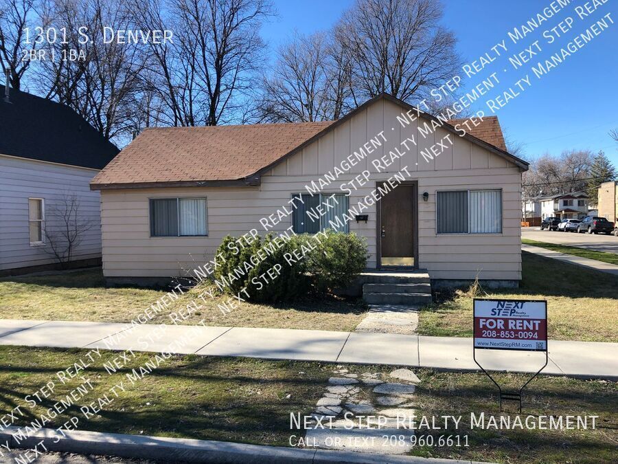 Primary Photo - 2 Bed 1 Bath - 2 BLOCKS FROM BSU!