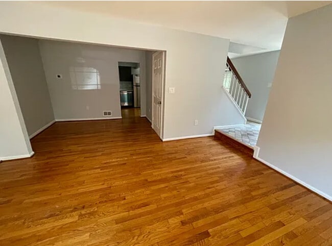 living room - 3034 Hickory Grove Ct