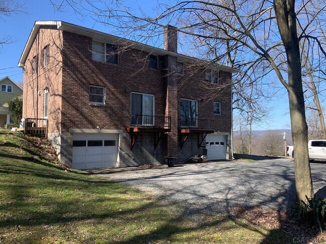 Building Photo - 1403 Ocala Ave