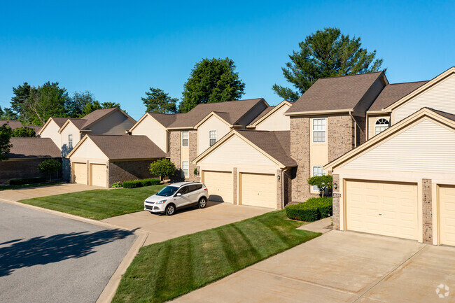 Building Photo - Birchwood Pointe