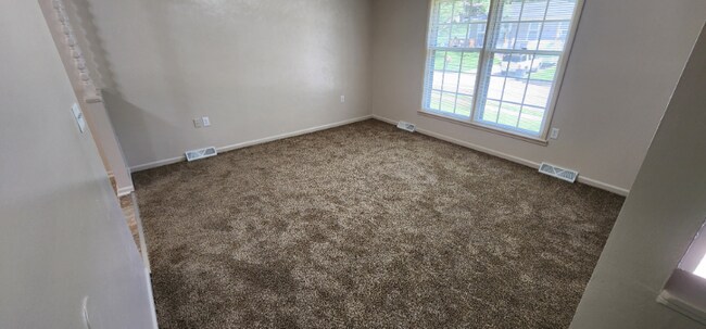 Foto del edificio - 400 SW Sandstone Dr