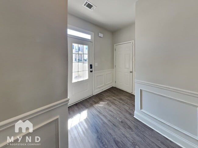 Building Photo - 238 Hydrangea Ct