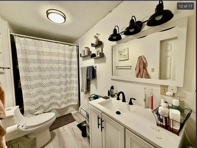 Foto del edificio - 141 E High St