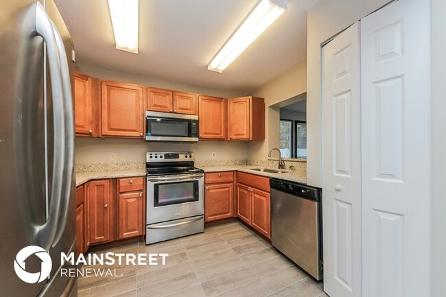 Foto del edificio - 660 McKinley Ct