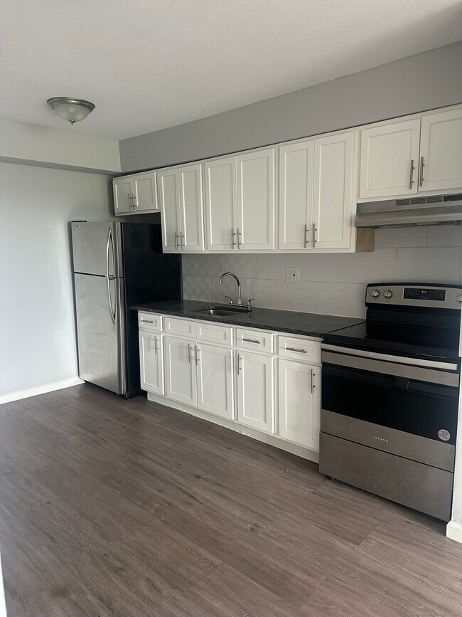 Building Photo - 109 Kaye Vue Dr