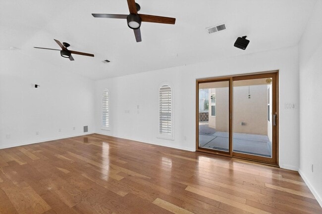 Foto del edificio - Executive Rental