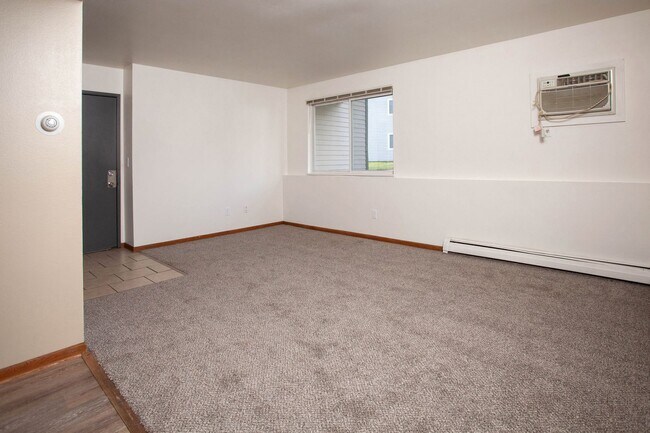 Foto del edificio - Two Bedroom Ground Floor