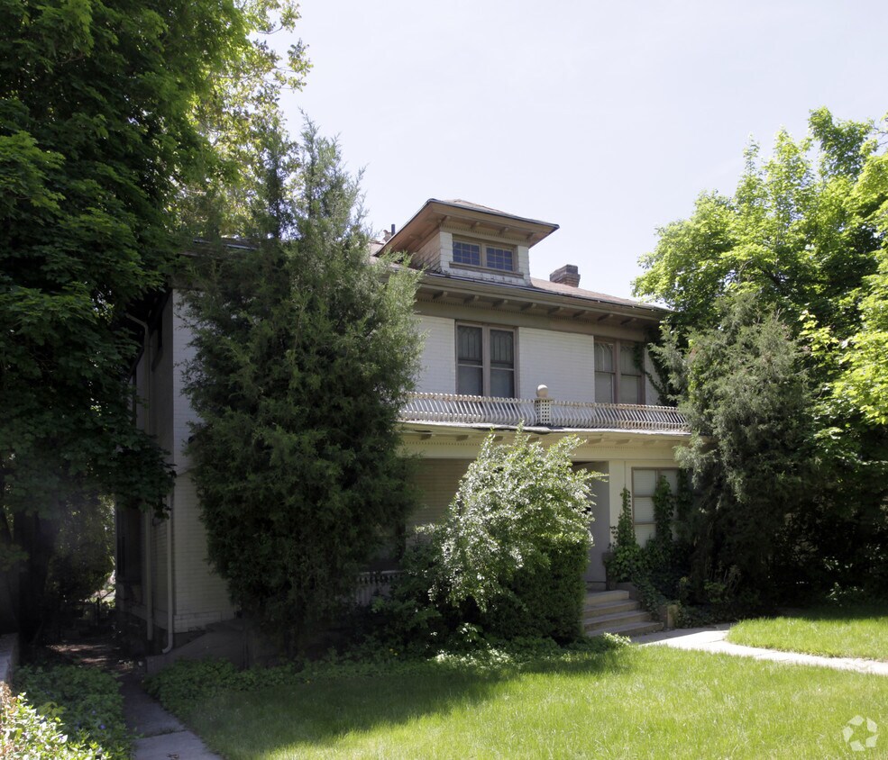 Building Photo - 910 E 200 S