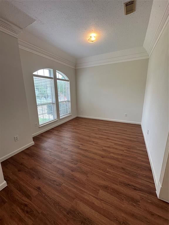 Building Photo - 5203 Whittier Oaks Dr