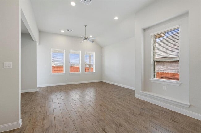 Building Photo - 112 Barrel Bnd