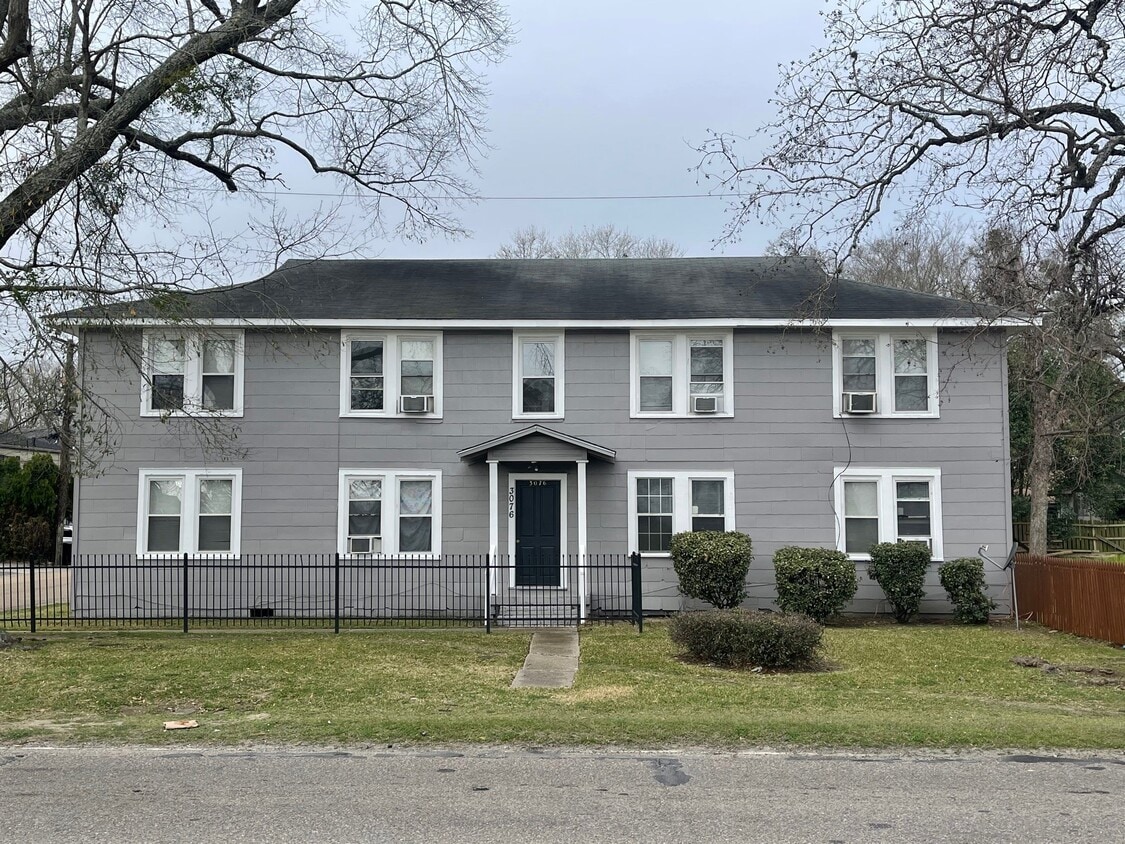 3076 Nicholson Dr, Baton Rouge, LA 70802 Apartments Baton Rouge, LA