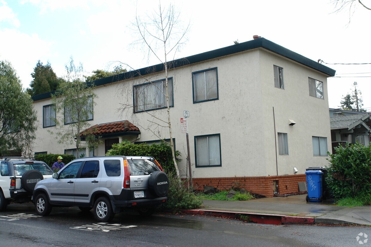 Building Photo - 1612 Hopkins St