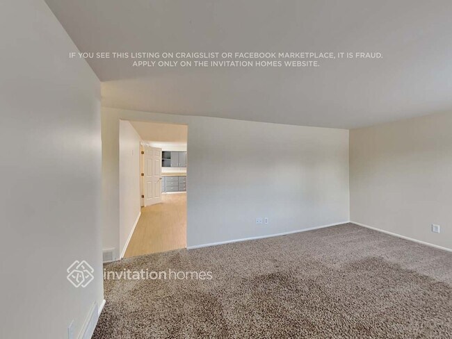 Foto del edificio - 334 E Center St