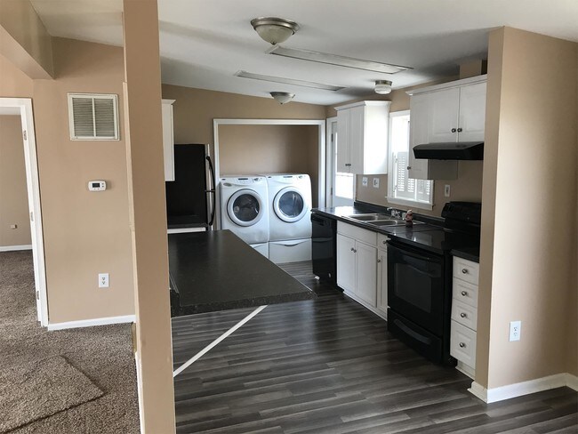 Building Photo - 178 Cashmere Dr