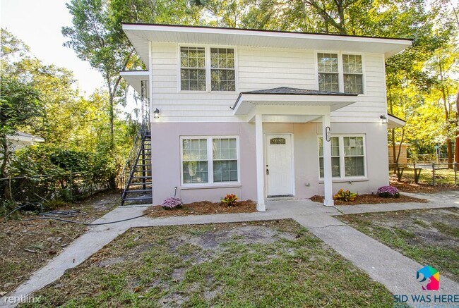 Building Photo - 2 br, 1 bath Duplex - 1905 East 50th Stree...