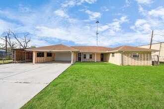 Building Photo - 4402 Ludwig Ln