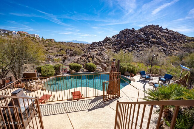 Building Photo - 12515 Sierra Del Sol