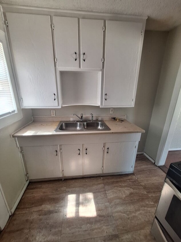 Foto del edificio - 2 bedroom, 1 bath