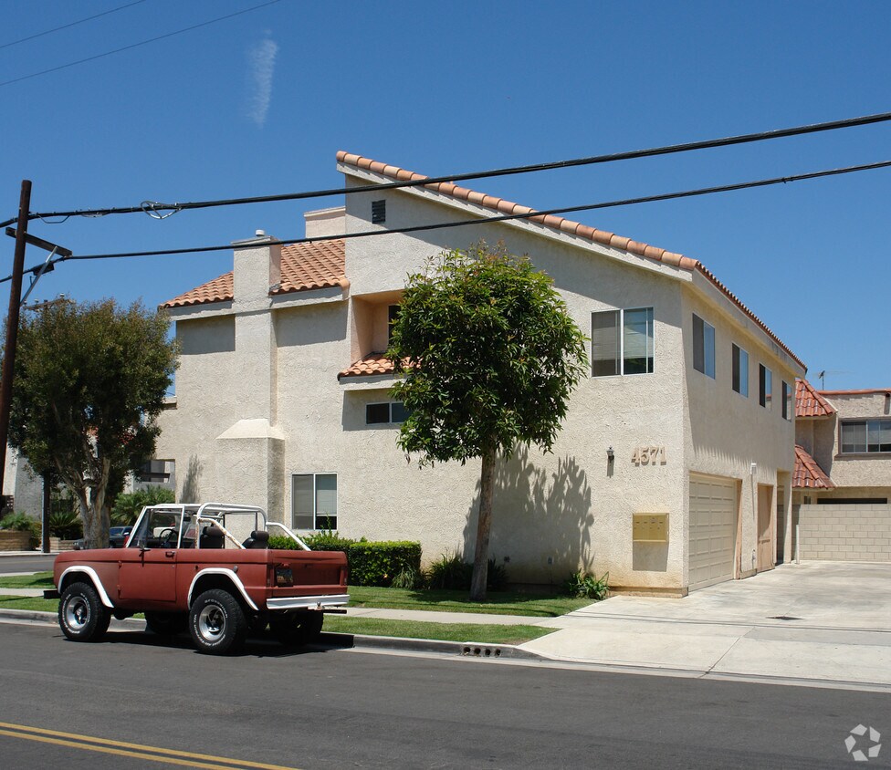 Foto del edificio - 4571-4581 Pearce St