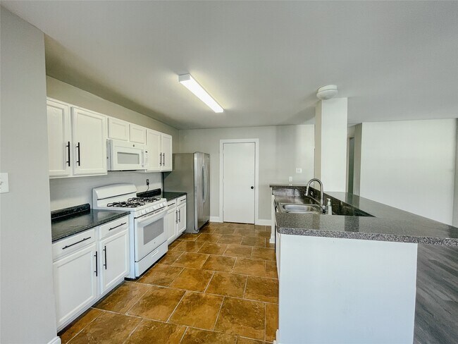 Foto del edificio - 11913 Longwood Garden Way