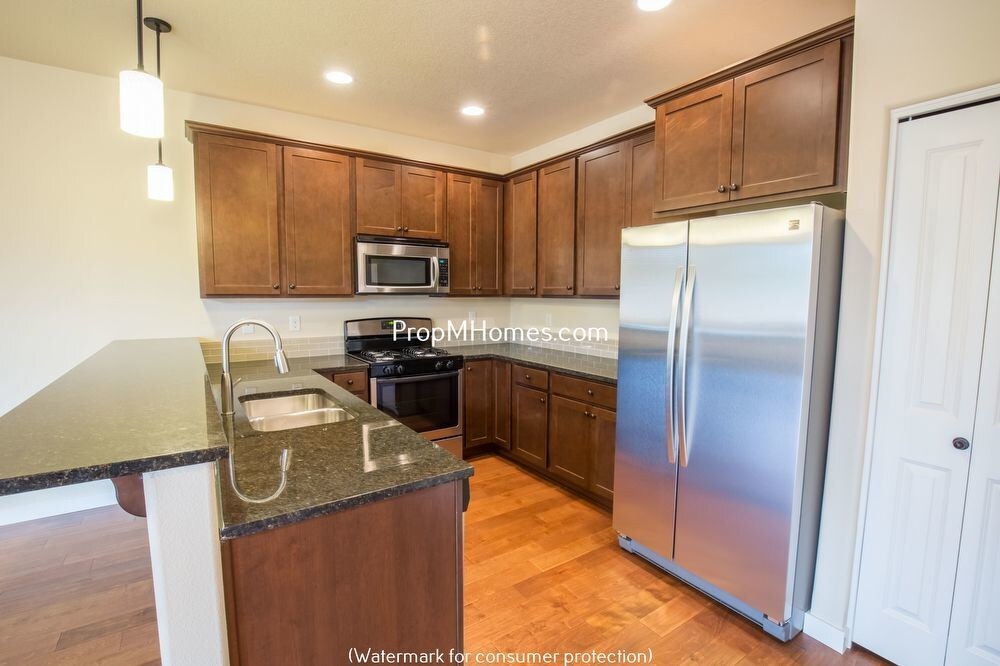 10605 NW 303rd Pl, North Plains, OR 97133 House Rental in North