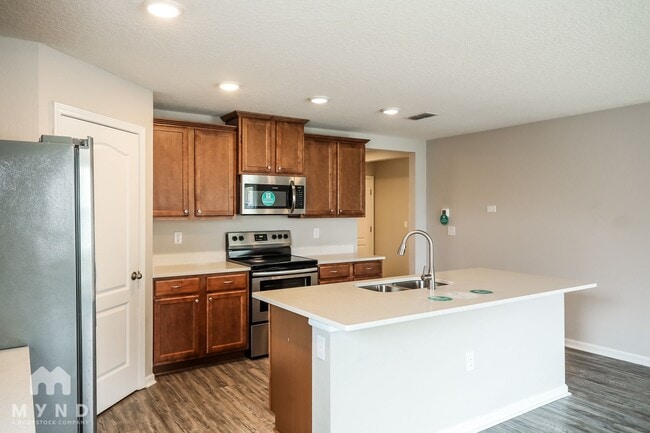 Foto del edificio - 2195 Pebble Point Dr