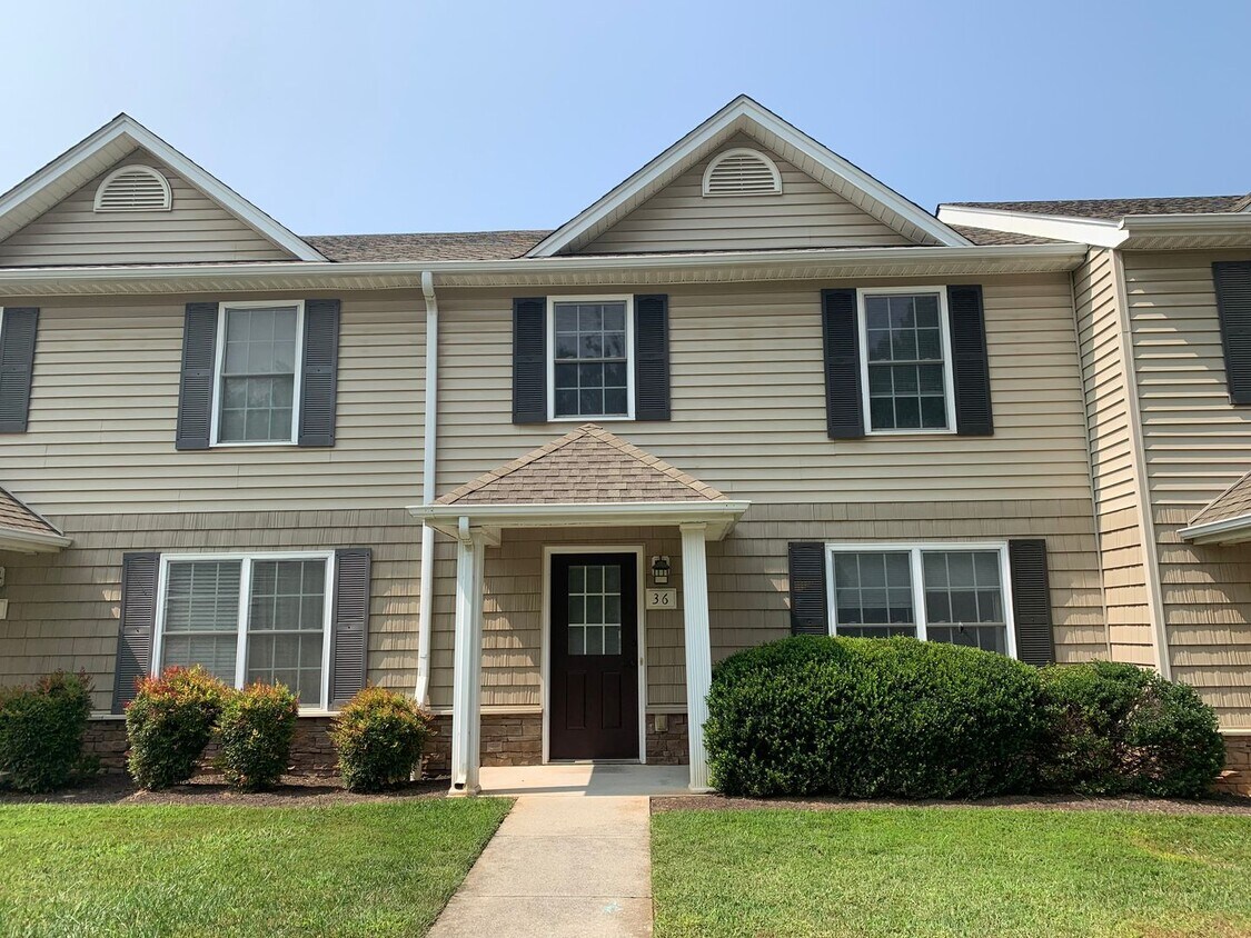 Primary Photo - Campbell County Townhouse-Tavern Grove
