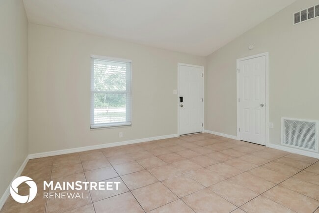 Building Photo - 1510 Bavon Dr