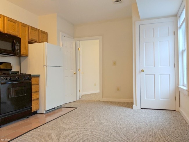 Building Photo - 2 br, 1 bath Apartment - 29 Holland St