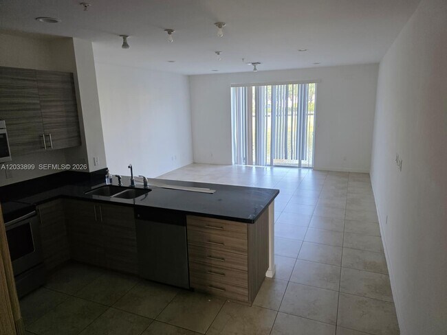 Building Photo - 2765 SW 81st Terrace