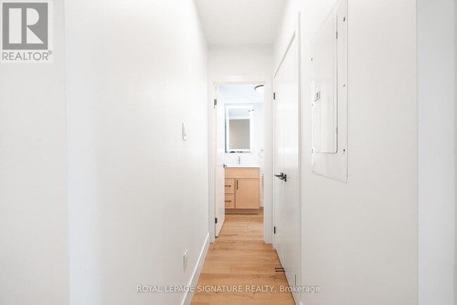 Building Photo - 7 Earnscliffe Rd