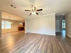 Building Photo - 4402 Larkspur St