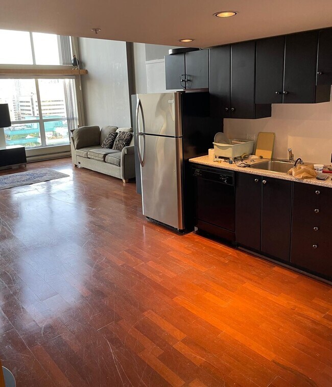 Photo du bâtiment - 933 Seymour St