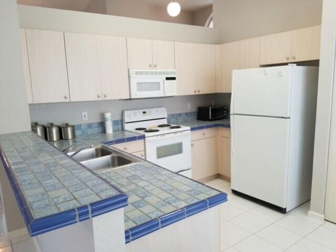 Foto principal - 4070 Laurelwood Ln
