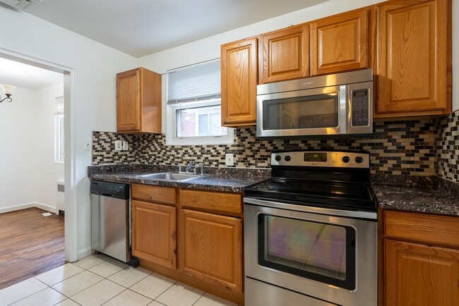 Building Photo - 3312 Gumwood Dr