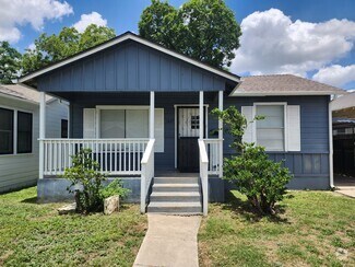 Building Photo - 1427 Hays St