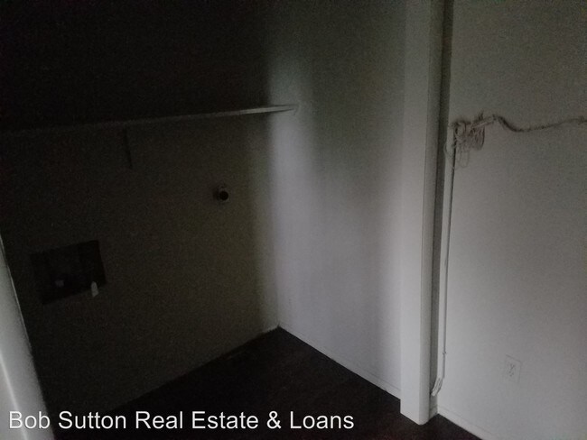 Building Photo - 3 br, 3.5 bath House - 2844 Lakeside Dr