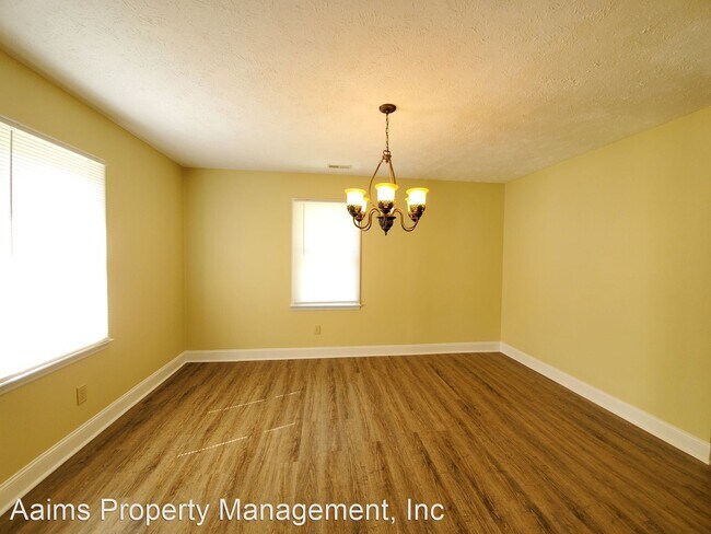 Building Photo - 3 br, 3 bath House - 6212 Burnside Place